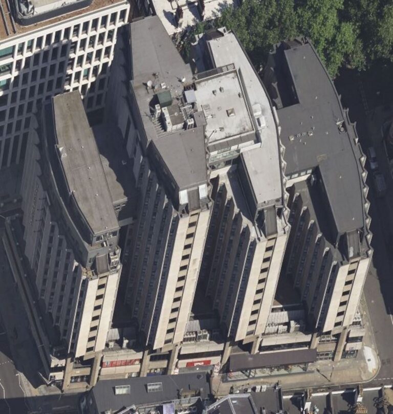 57 – Commercial hotel 700 rooms aluminium casements