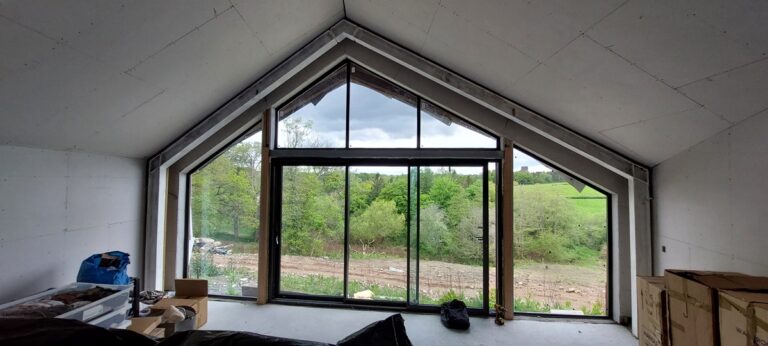 60 – residential aluminium fixed and casement windows French and sliding doors vacuum glazing